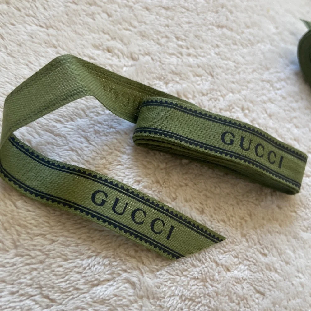 Gucci green  ribbon with logo 78”